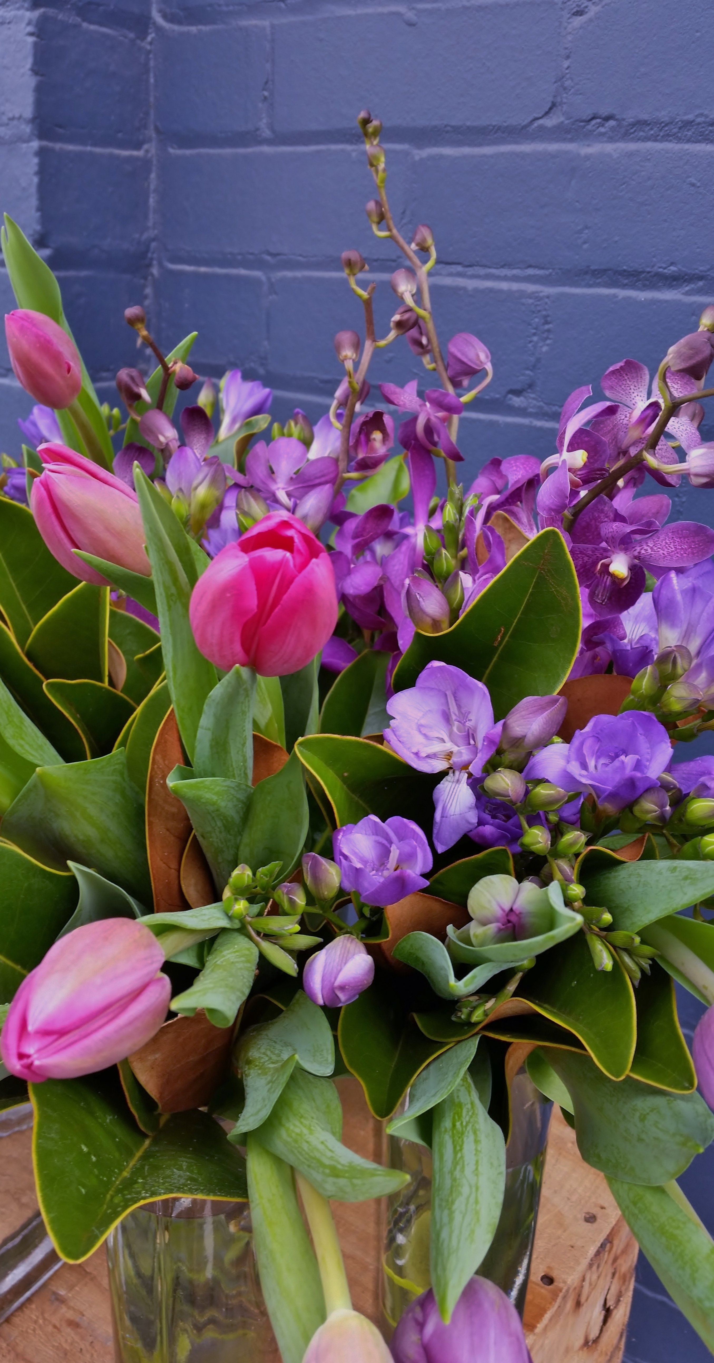 Nedlands Florist - spring flowers have arrived! Delivery to Nedlands and surrounding suburbs  
