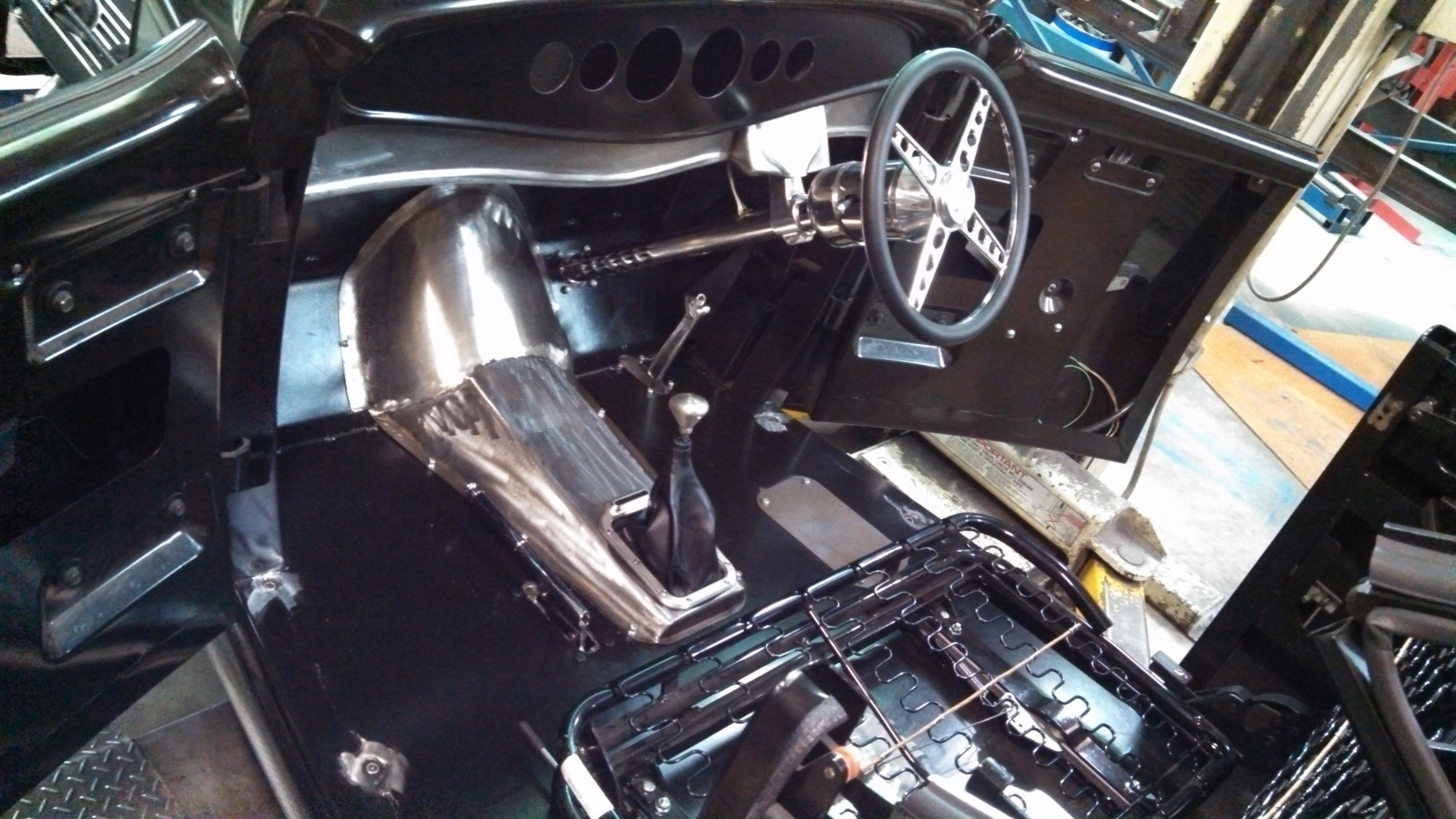 Hot Rod interior fit up, custom dash board panel and trans tunnel