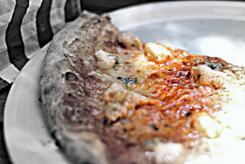 Why Charcoal Pizza is on the Menu for Foodies